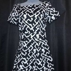 French Connection Dress Black And White Size 0